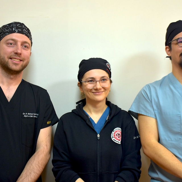 Bitlis'te 66 yaşındaki hasta kapalı yöntemle yapılan omurga ameliyatıyla sa...