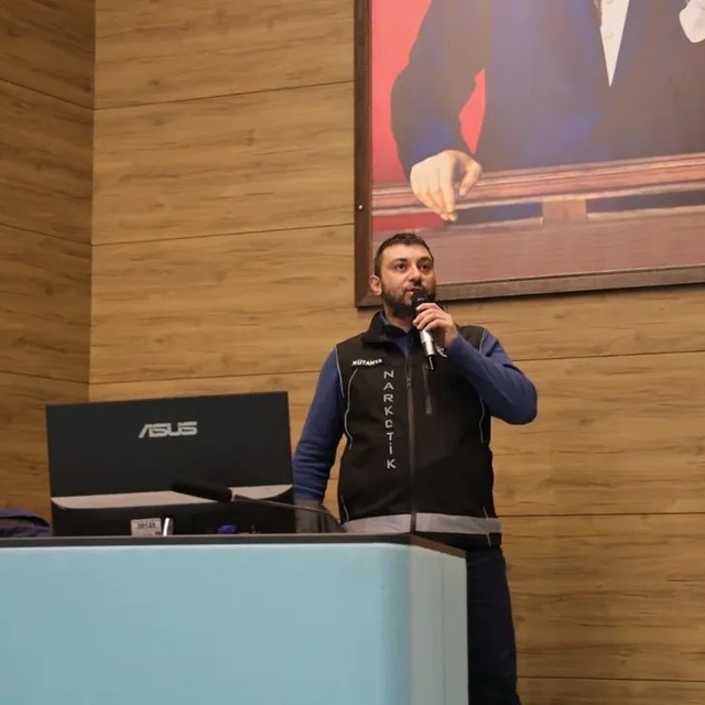 Kütahya Belediyesi personeline bağımlılıkla mücadele semineri