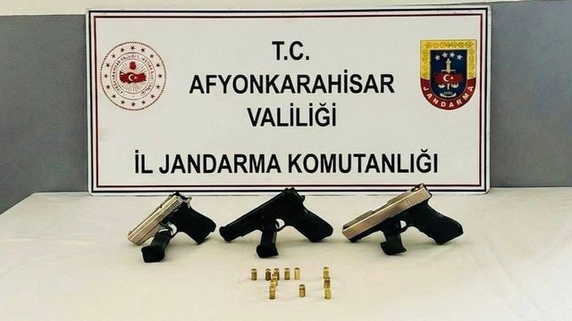Düğünlerde havaya ateş açan 3 kişi gözaltına alındı