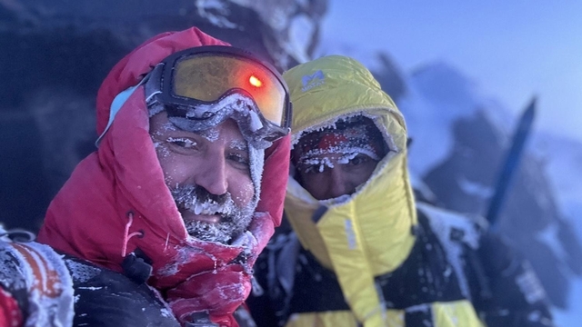 Vanlı dağcılardan Türkiye'nin zirvesine zorlu tırmanış
Rota Doğa Sporları Kulübü'nden Ağrı Dağı'nda zorlu kış tırmanışı