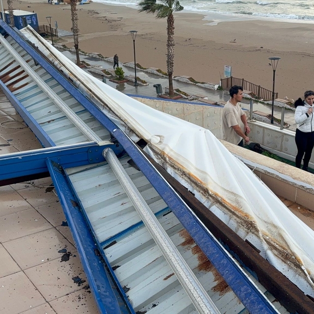 Didim'de fırtına etkili oldu