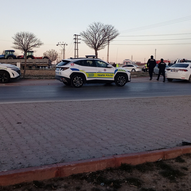 Konya'da 1 polis memurunun şehit olduğu 2 polisin yaralandığı kazaya neden...