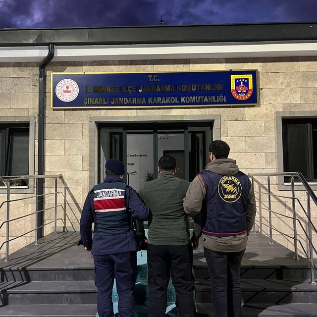 Çanakkale'de farklı suçlardan aranan 5 şüpheli tutuklandı