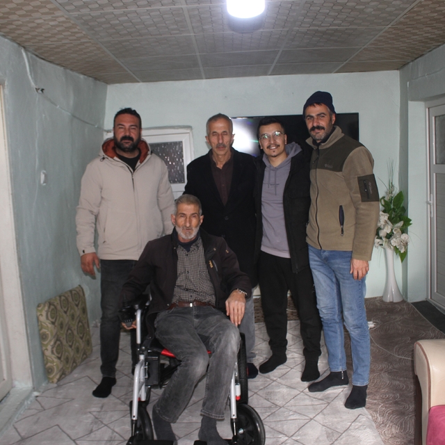 Malazgirt'te engelli bireylerin yüreğini ısıtan destek