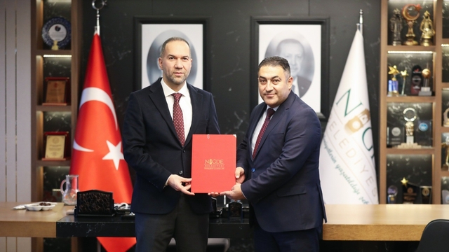 Niğde Belediyesi'nde en düşük işçi maaşı 44 bin 460 TL oldu