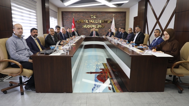Ağrı'da ikinci dönem hazırlıkları değerlendirildi