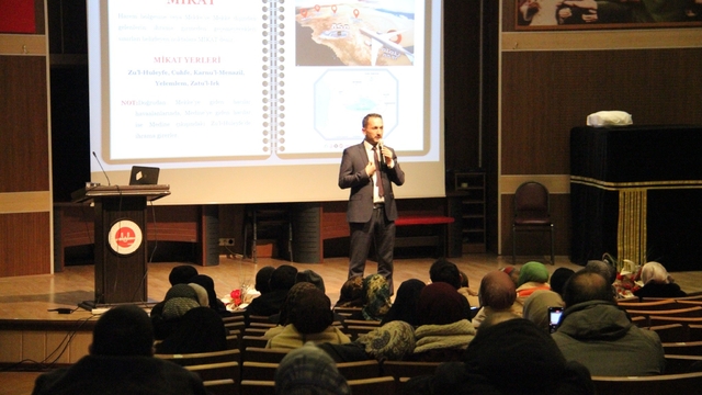 Umrecilere bilgilendirme semineri