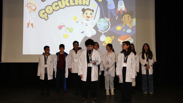 İnönü Üniversitesi'nde "Kâşif Çocuklar-2" Çocuk Üniversitesi etkinliği tamamlandı