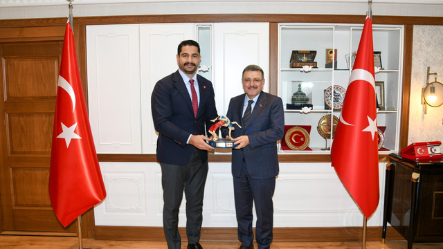 Türkiye Güreş Federasyonu Başkanı Akgül'den Trabzon Valiliği ve Büyükşehir Belediyesine ziyaret