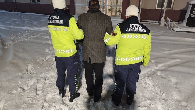 Gaziantep'te yol verme kavgasında 2 kardeşi silahla vuran şahıs tutuklandı