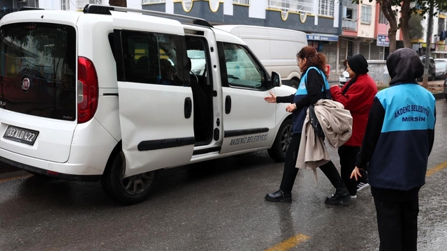 Mersin'in Akdeniz ilçesinde kanser hastalarına "Onko-Büs" hizmeti veriliyor