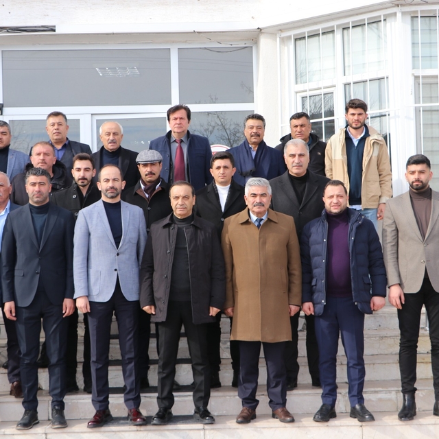 MHP Sivas Milletvekili Özyürek, Ulaş ilçesinde temaslarda bulundu