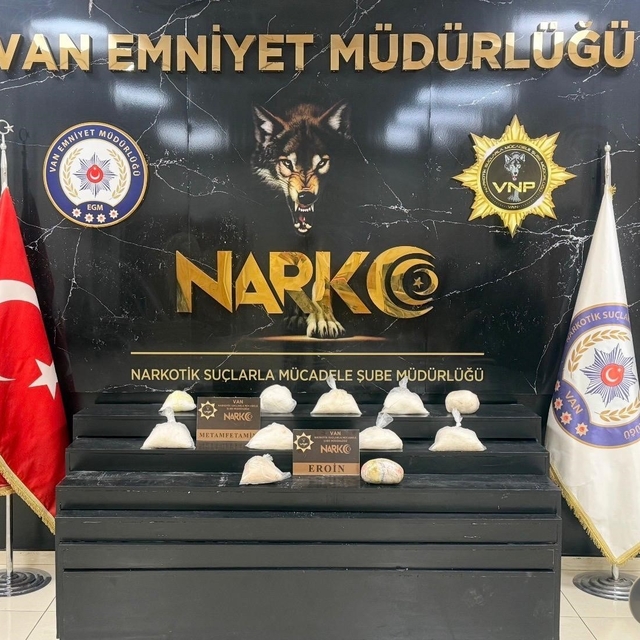 Van'da 10 kilo 720 gram uyuşturucu madde ele geçirildi