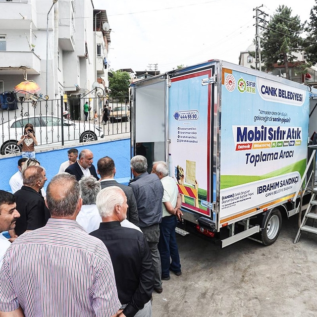 Samsun'da ev atıkları market alış verişine dönüşüyor