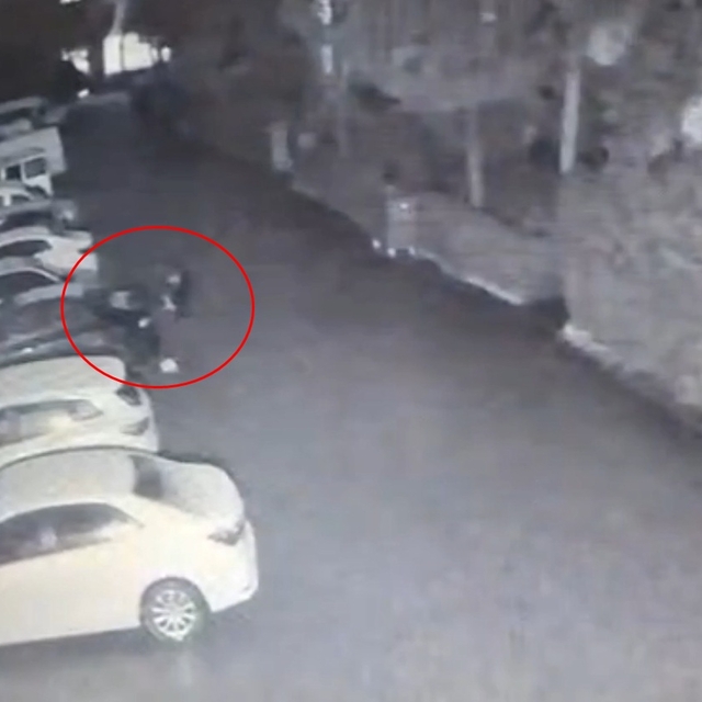 Bursa'da kendilerini polis olarak tanıtan 2 dolandırıcılık şüphelisi tutukl...