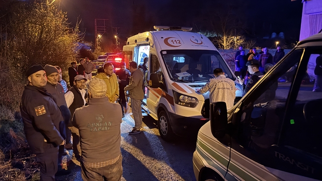 Bartın'da bir kişi eşini tüfekle öldürdükten sonra intihar etti