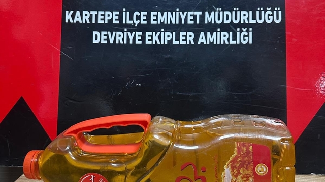 Kocaeli'de 2,85 litre sıvı metamfetamin ele geçirildi
