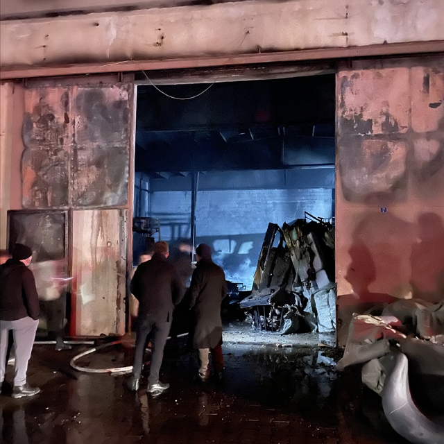Kayseri'de mobilya fabrikasında çıkan yangın söndürüldü