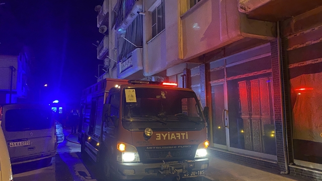 Alaşehir'de ev yangını korkuttu