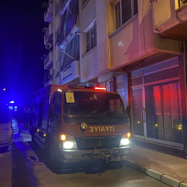 Alaşehir'de ev yangını korkuttu