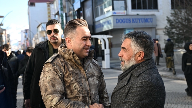 Ağrı Emniyet Müdürü Önder, esnaf ve vatandaşlarla bir araya geldi