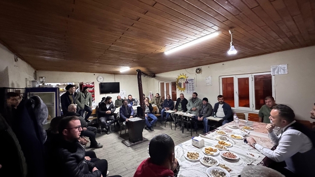 Başkan Semih Dere, Bulgurlar Mahallesi'nde vatandaşlarla buluştu