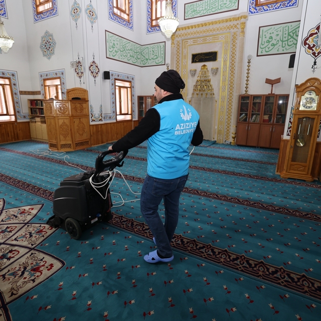 Aziziye'de Ramazan ayı hazırlıkları başladı
Aziziye Belediyesi'nden cami ve...