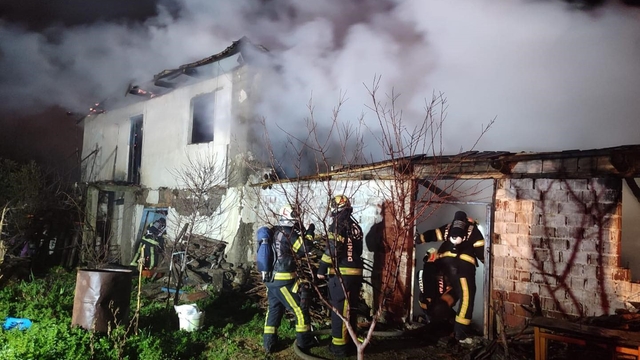 Samanlık yangını korkuttu