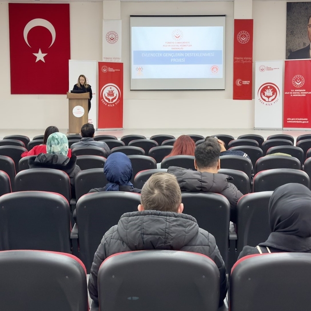 Eskişehir'de genç çiftlere "Evlilik Öncesi" eğitimi