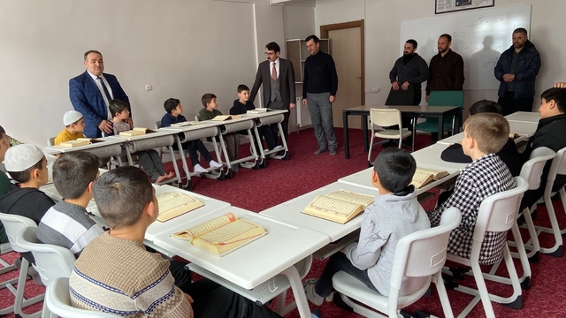 Bozkır'da "Gençliğe Değer Ara Dönem Eğitim Kampı" sona erdi