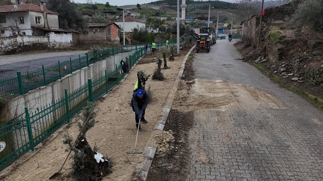 Yenipazar'da belediye ekipleri sahaya indi