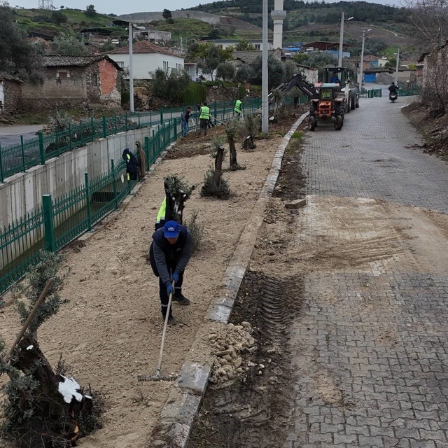 Yenipazar'da belediye ekipleri sahaya indi