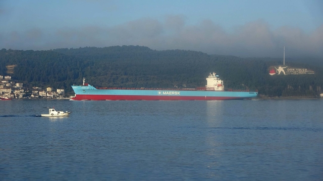 Çanakkale'de gemi arızası; boğaz çift yönlü kapatıldı (2)