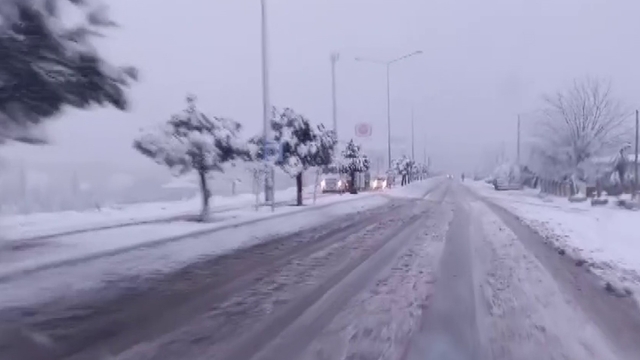 Gölbaşı ilçesinde yoğun kar yağışı