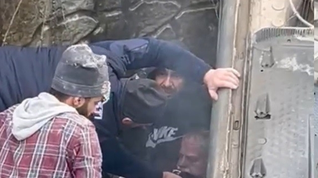 Sakarya'da kanala devrilen otomobilin sürücüsü 7 günlük hayat mücadelesini kaybetti