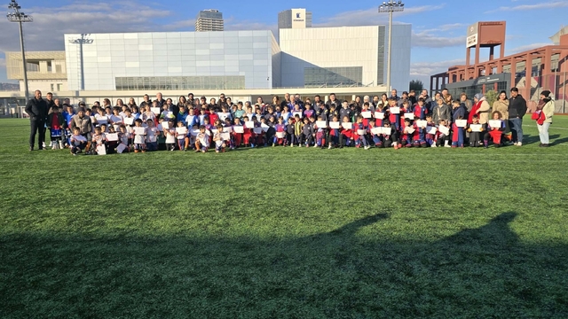 TFF 9-10 Yaş Çocuk Futbol Turnuvası İzmir'de devam ediyor