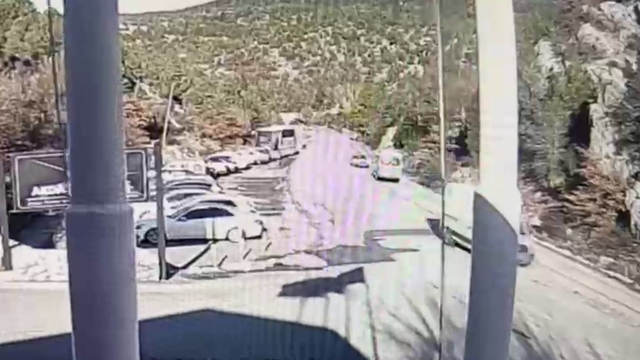 Beyşehir'de bir anlık kontrol kaybı can aldı kaza anı kamerada