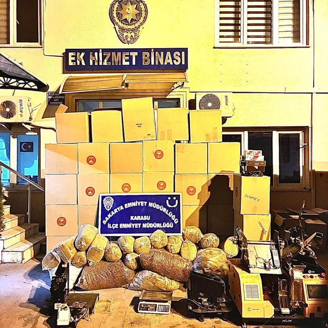 Sakarya'da polis kaçakçılara göz açtırmıyor: 2 gözaltı