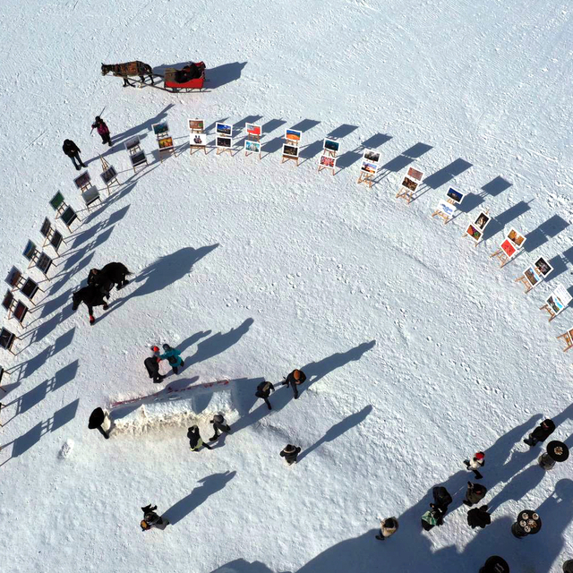 Kars'ta karlar üzerinde "Tarım, Orman ve İnsan" fotoğraf sergisi düzenlendi