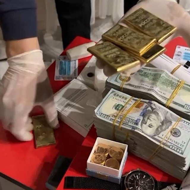 Iğdır'da altın satma vaadiyle vatandaşları dolandıran 4 kişi yakalandı