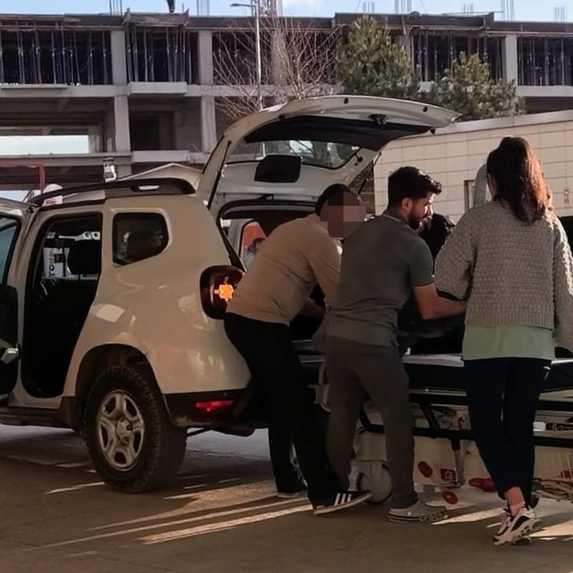 İnegöl'de yaralıyı bagajda acile getirdiler