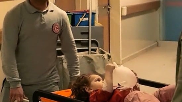 Bursa'da 2 yaşındaki çocuk pencereden düştü