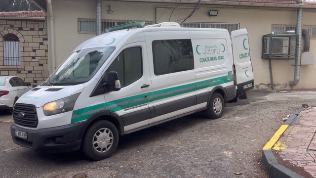 Gaziantep'te akrabasının silahla vurduğu genç hayatını kaybetti