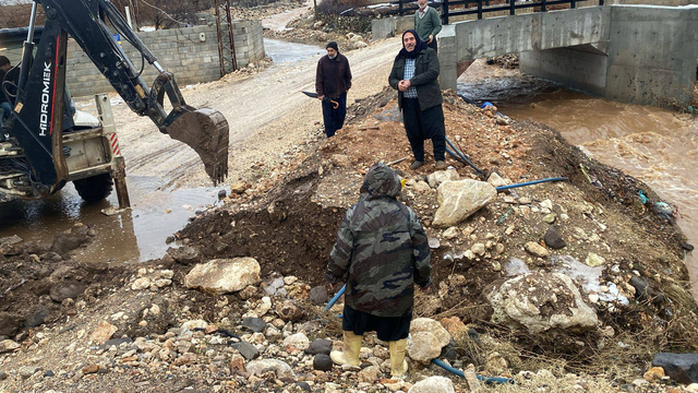 Araban'da taşkınların önlenmesi için ıslah çalışması sürüyor