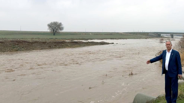 Araban Ovası'nda sağanak etkili oldu