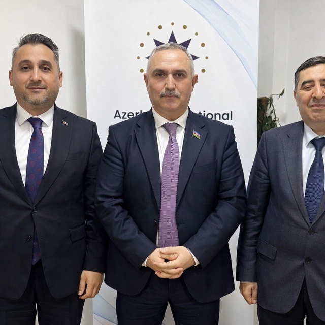 İZAZDER Başkanı Altay'dan Bakü'de sivil toplum diplomasisi