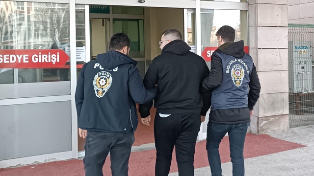 Kırşehir merkezli yasa dışı bahis operasyonunda yakalanan 2 zanlı tutuklandı