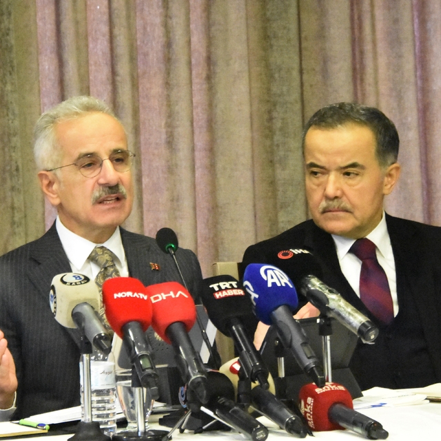 Bakan Uraloğlu: Bölünmüş yol ağımızı, 30 bin kilometrenin üzerine çıkarmanı...