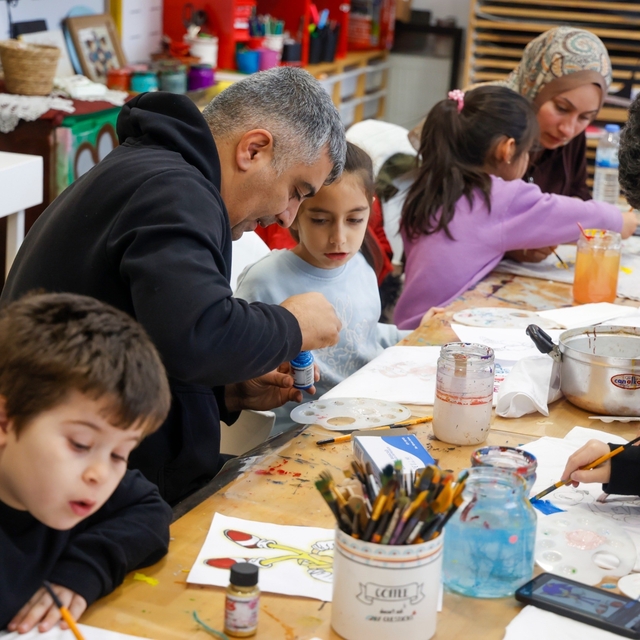 Uşak Belediyesi sömestr tatilinde çocukları çeşitli etkinliklerle yalnız bı...