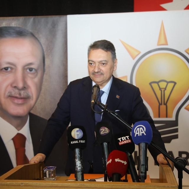 AK Parti Genel Başkan Yardımcısı Öğütken: "Depremin ardından 455 bin konutu...